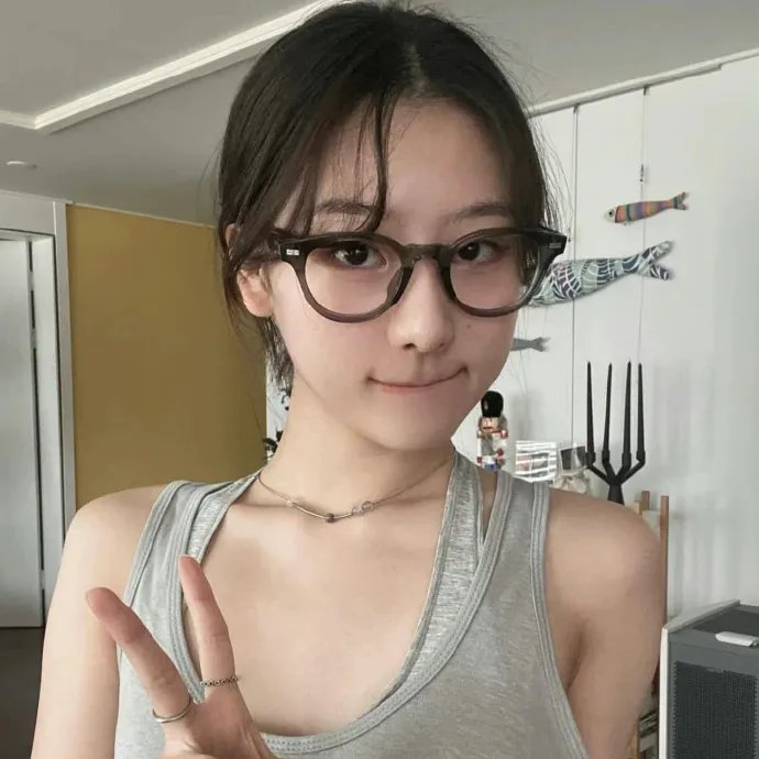 草裙春色
